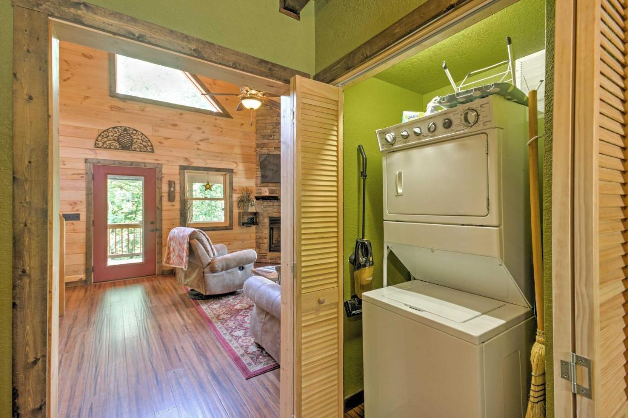 Scenic Fox Ridge Cabin On 4 Acres With Hot Tub! Whittier Exterior photo