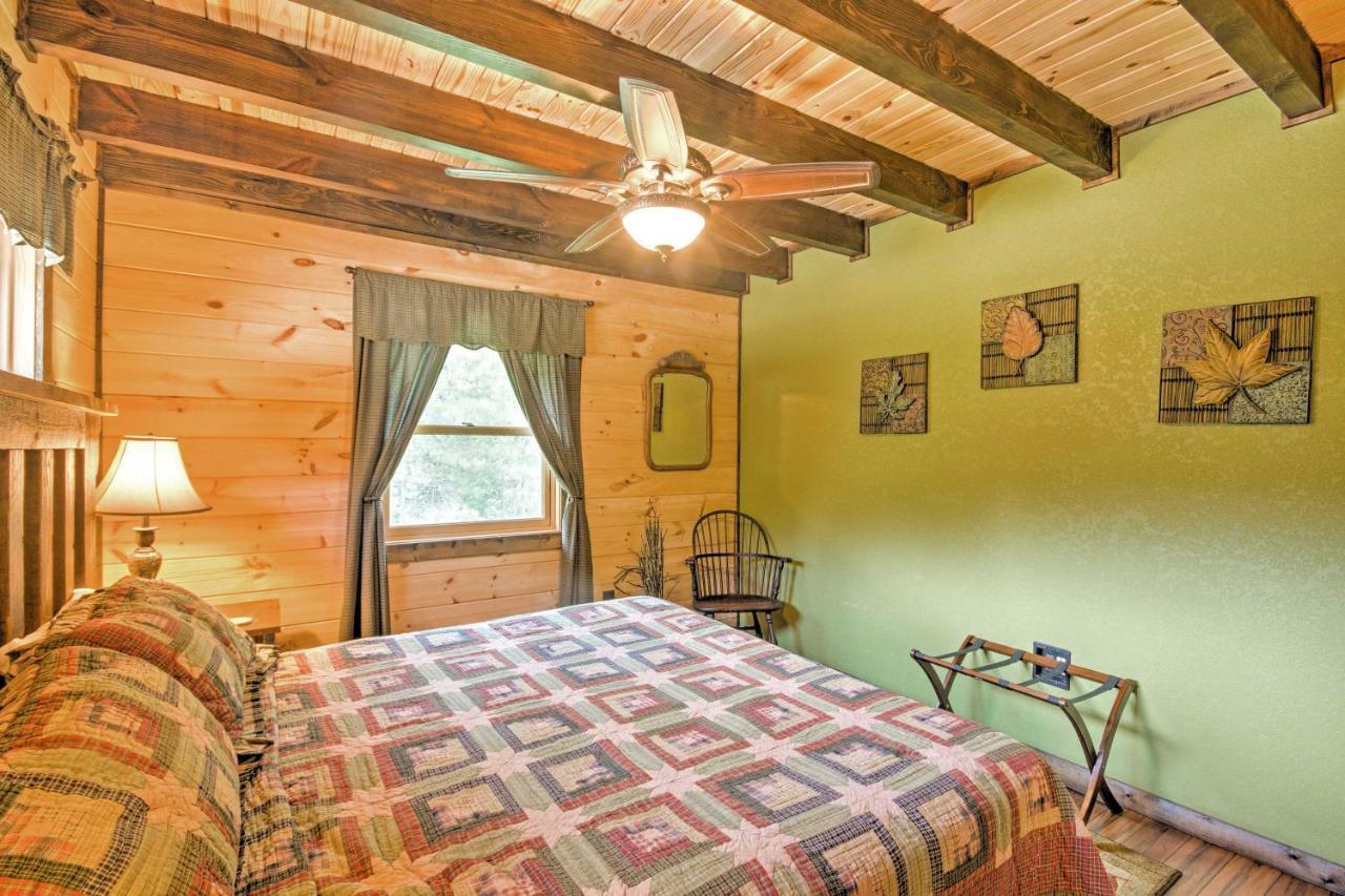 Scenic Fox Ridge Cabin On 4 Acres With Hot Tub! Whittier Exterior photo